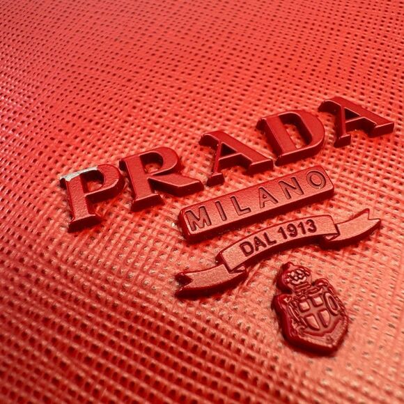 Prada Saffiano Red Mini Bandoliera Chain Clutch Crossbody Bag - Picture 3 of 14